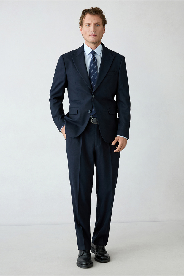 4 Drop Relaxed Fit Comfortable Cut Woolen Pointed Collar Elastic Waist Patterned Suit