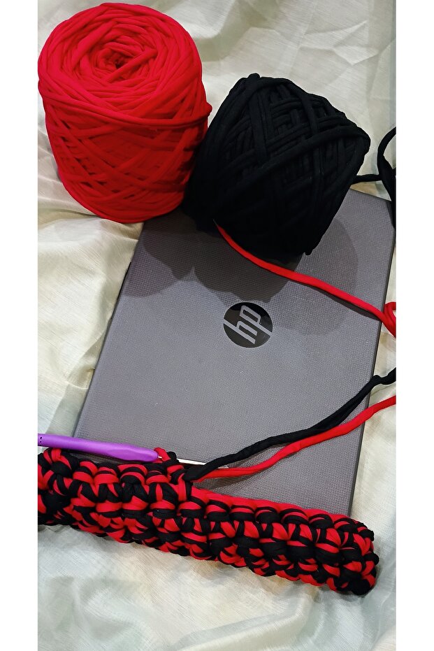2-Piece Set of Combed Cotton Ropes (300-400g Each) Color-Black/Red