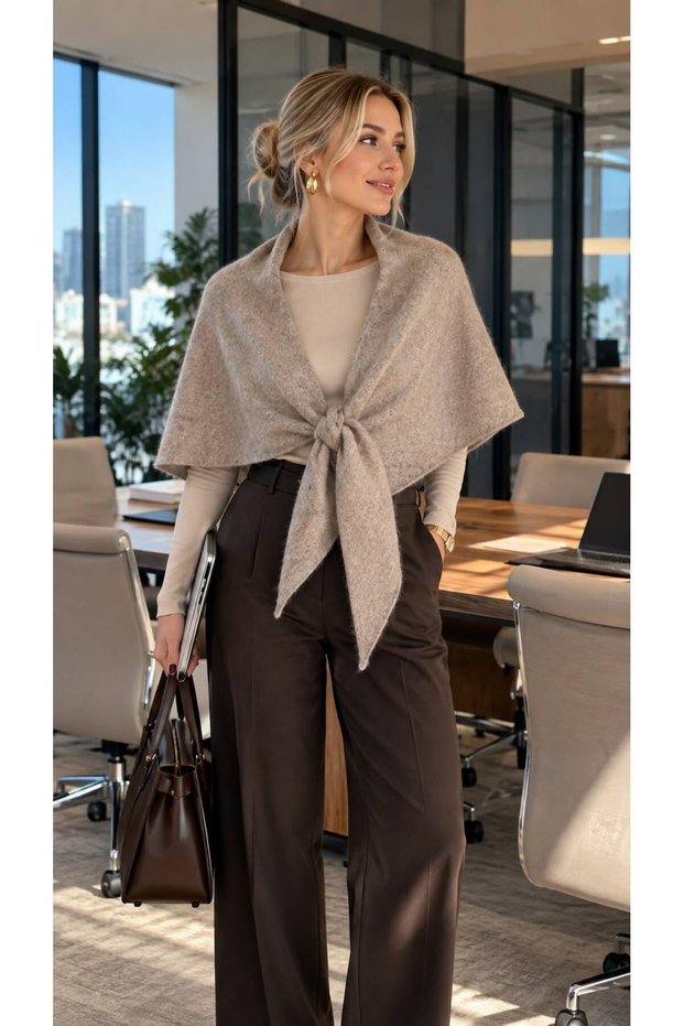 Mink Soft Textured Knitwear Interlocking Triangle Women's Shoulder Shawl