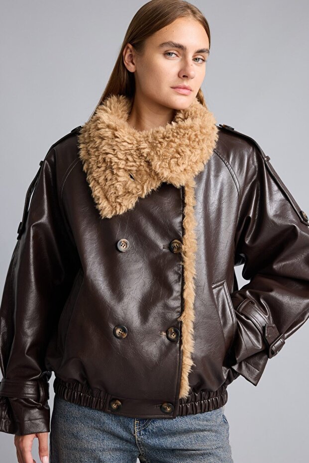 Oversize Plush Collared Double-Breasted Faux Leather Coat I2761Ax26Wn