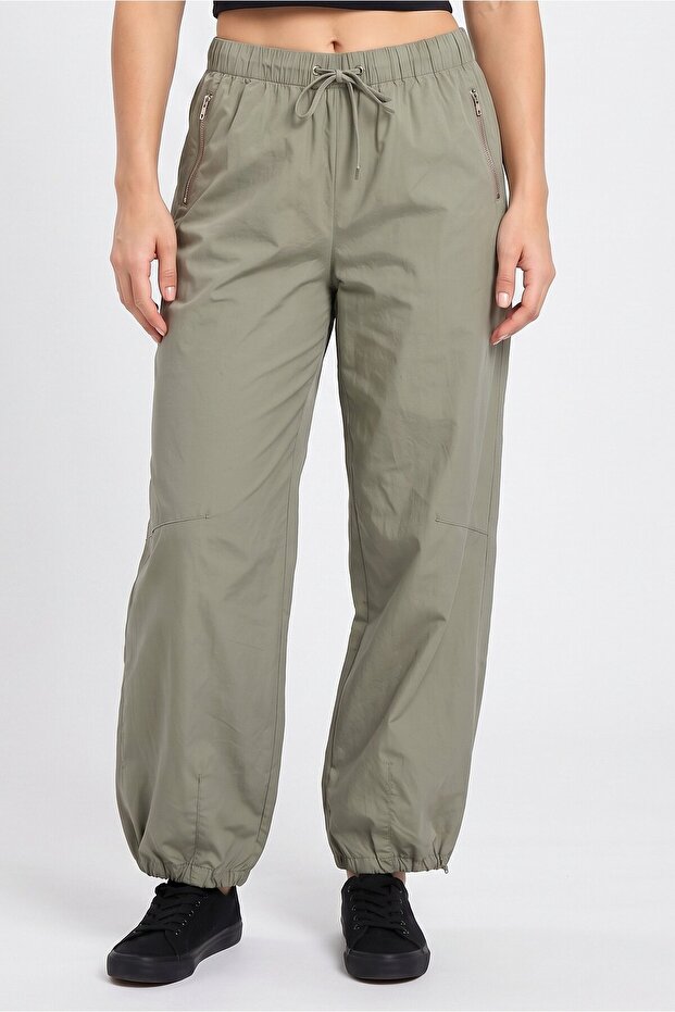 Women Regular Fit Solid Jogger Pants, Sage Green