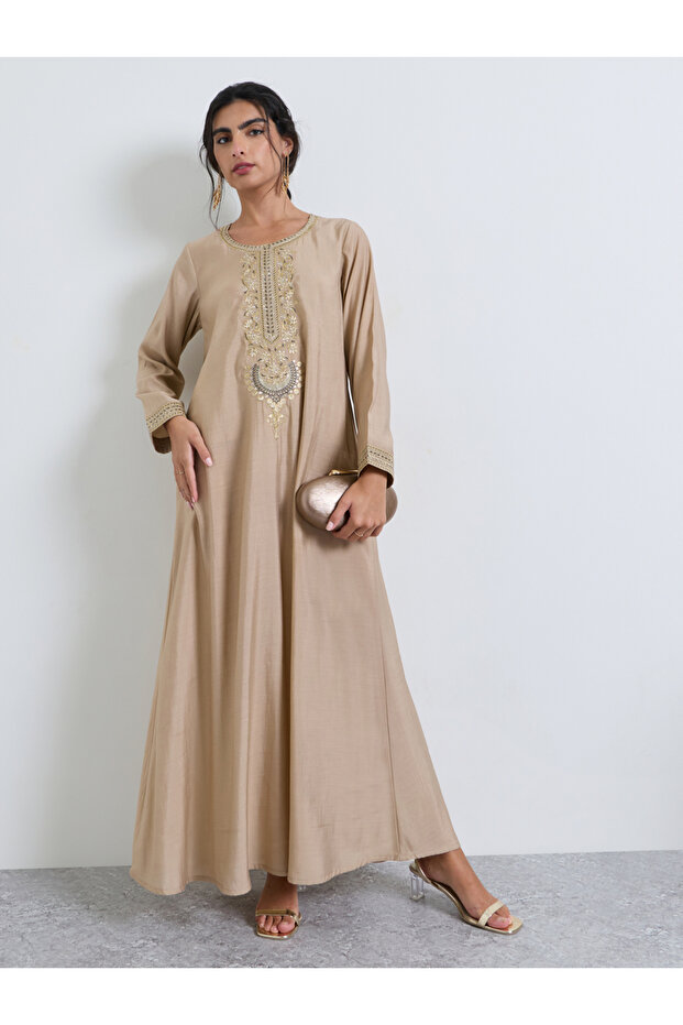Beige Thread Embroidery Round Neck Jalabiya