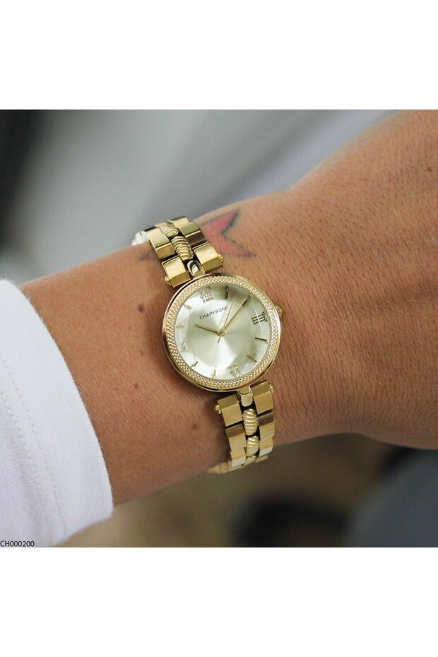 Ch000200 Women's Wristwatch with Steel Strap