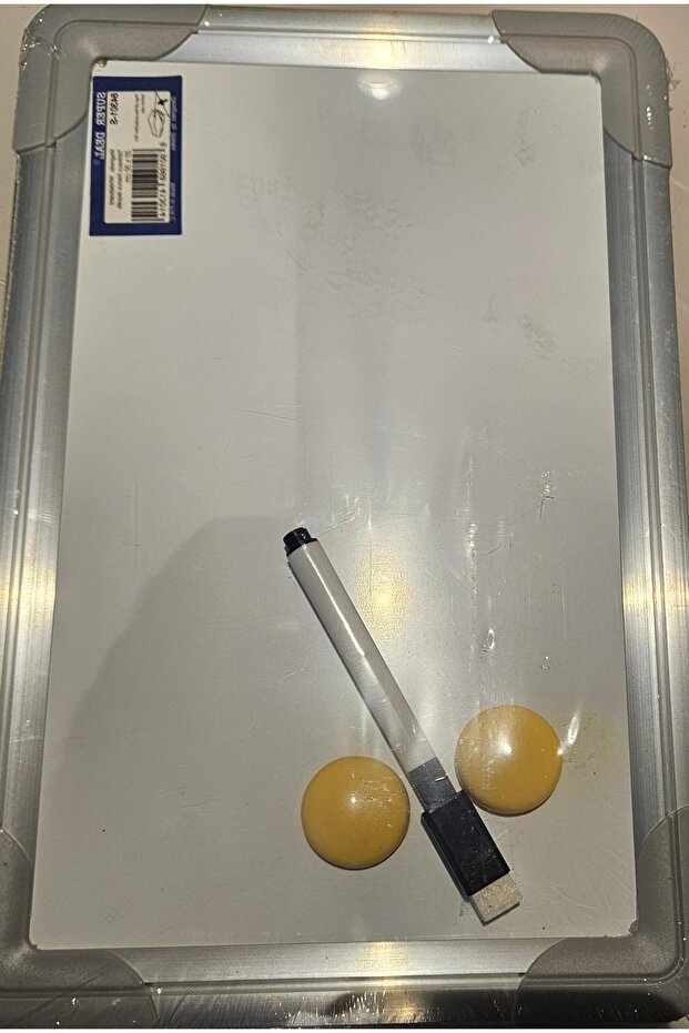 A4 Magnitic White board with marker