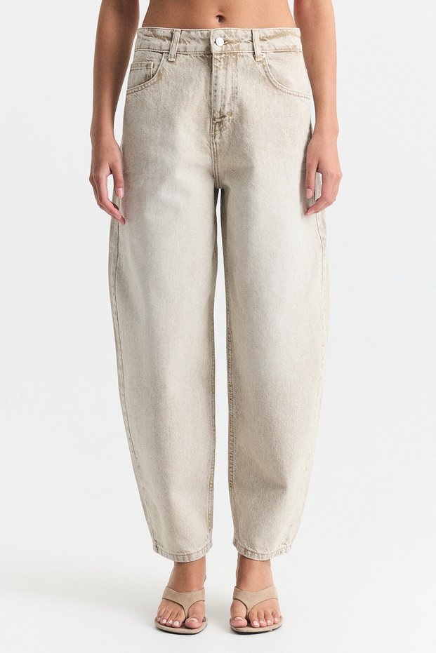 High Waist Balloon Jean