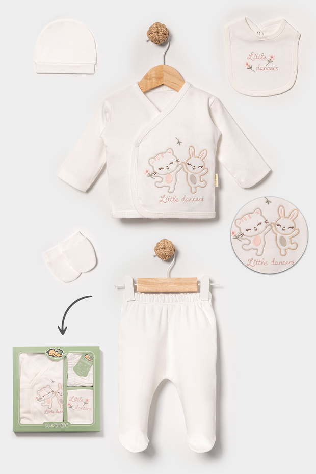 100% Cotton, Lightly Printed, 5-Piece Hospital Discharge Newborn Set