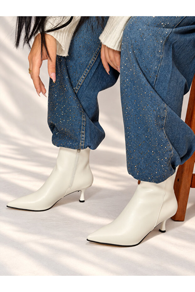 Vienna White Leather Pointed Toe 5 cm Thin Heel Women's Boots Botti̇e