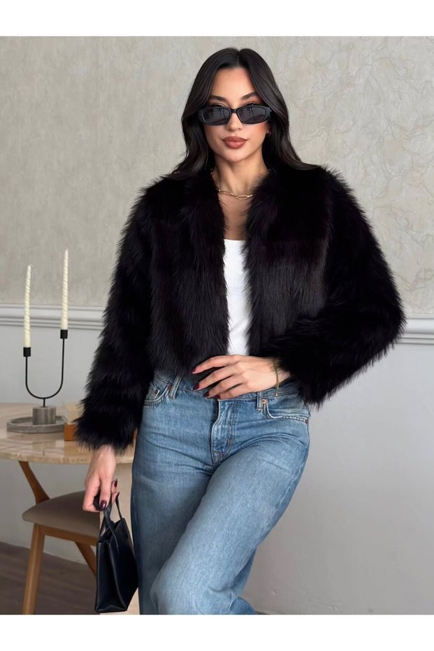 Women's Round Neck Lined Crop Short Fur Coat