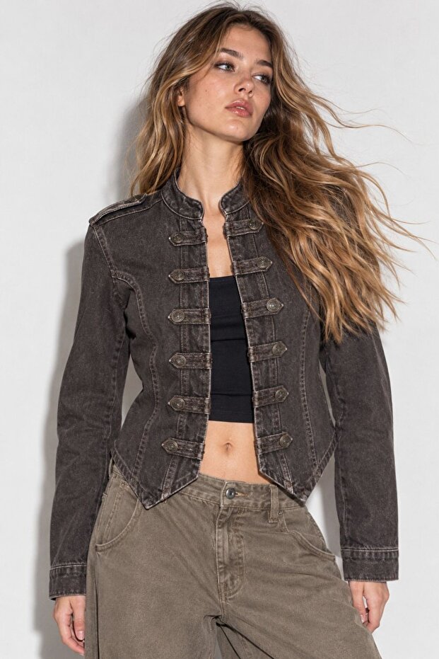 Buttoned Denim Jacket