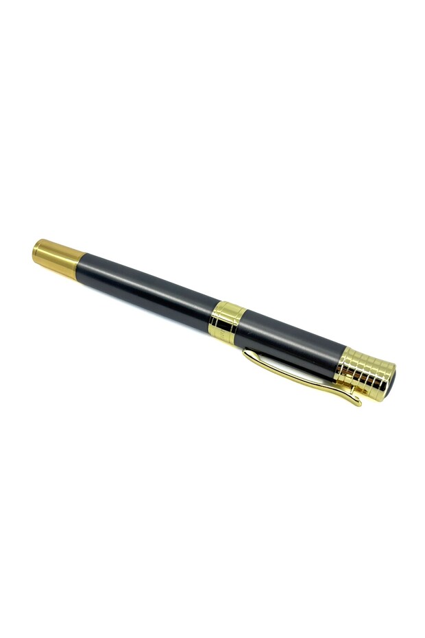 Luxury Boxed Metal Fountain Pen - Stylish Gift Signature Pen with Black and Gold Detailing - Smoked