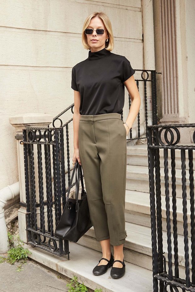 Women's High Waist Side Pocketed Ankle Length Elastic Waistband Lightweight Stretchy Fabric Trousers with Epaulettes - Dark H