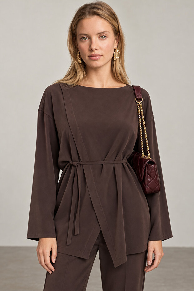 Kayık Yaka Belted Asymmetrical Women's Blouse | Mkw1711876-1