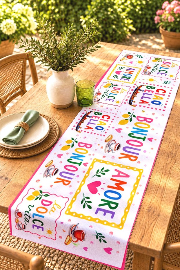 Dolce Vita Patterned Runner / Tablecloth / Placemat
