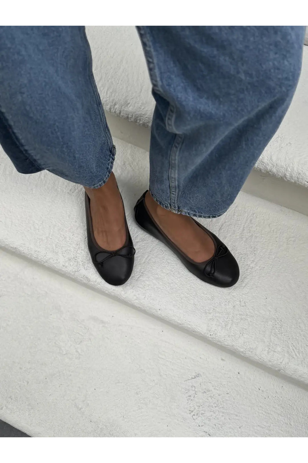 More Women's Flat Shoes with 3cm Hidden Heels