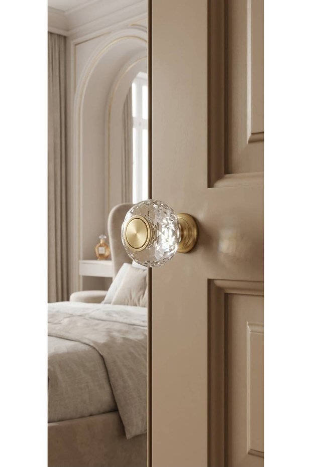 Oskar Crystal Gold Button Handle Luxury Country Kitchen Furniture Cabinet Drawer Handle 30 mm Diameter