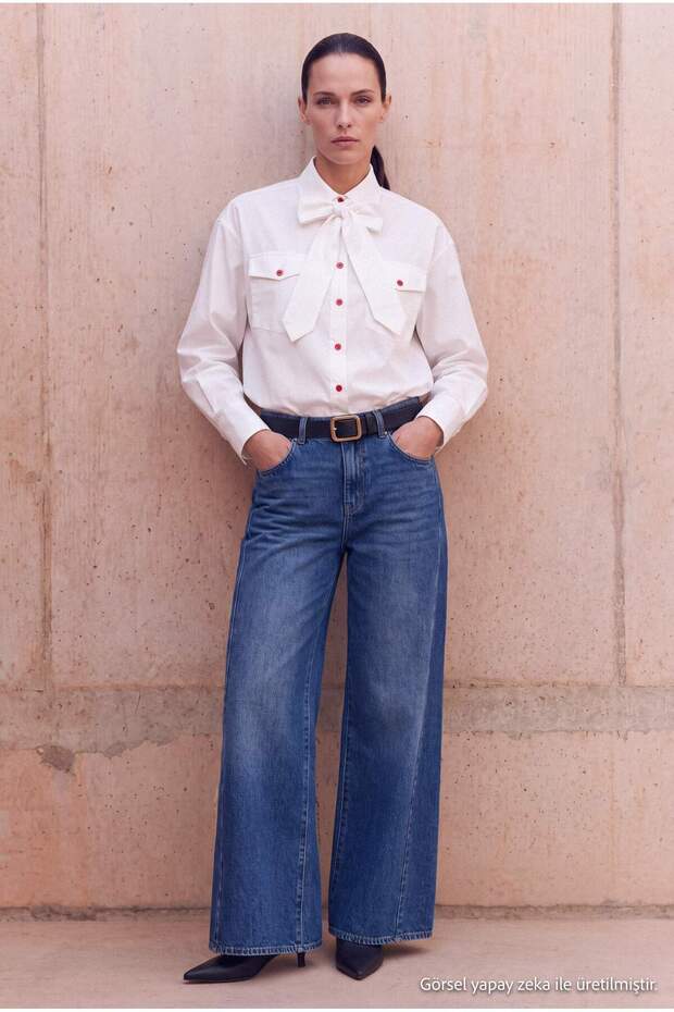 Trendyol Studio Ecru Contrast Button Shirt Twoaw27Go00124