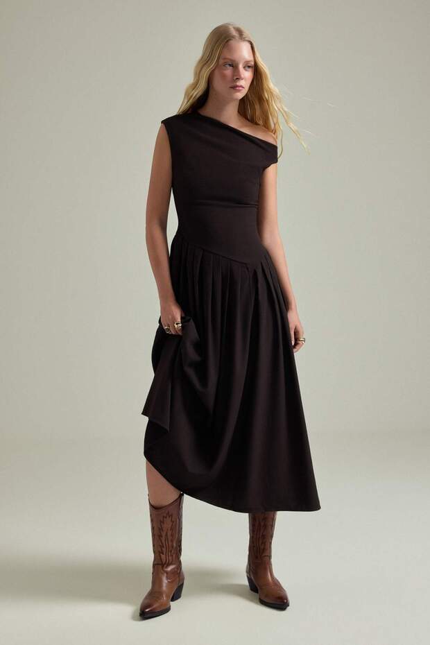 Brown Skater/Skirt Waist Open Pleated Maxi Woven Dress Twoaw27El00198