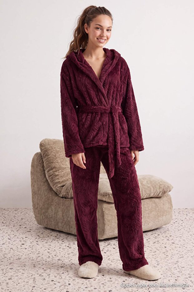 Bordo Kruvaze Jakarlı Yumuşak Kışlık Tuşeli Örme Pijama Takımı THMAW27PT00198