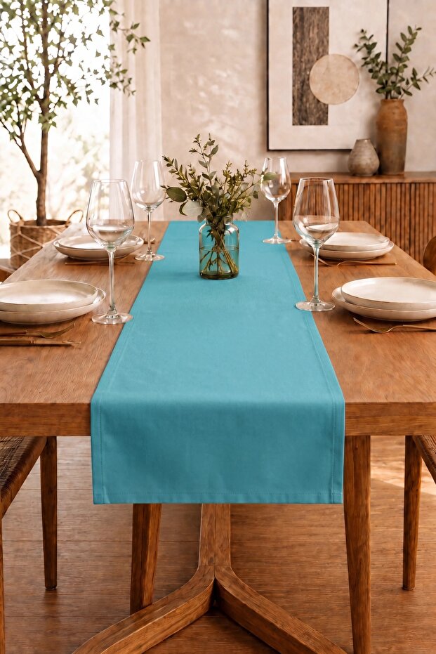 American Service, Turquoise Square Runner