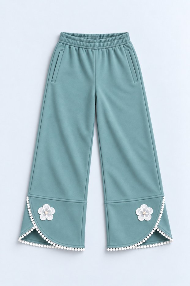 Joi Store Girls' Wide-Leg Sweatpants with Floral Appliques and Pompom Detail