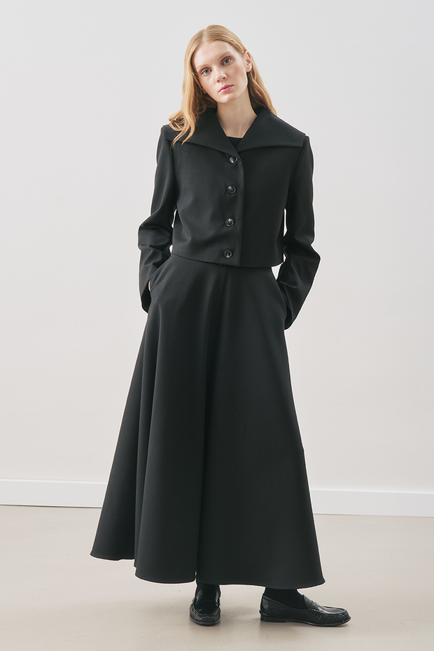 Loren Short Wide Collar Jacket Black