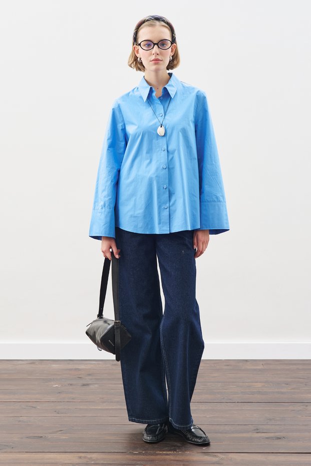 Classic Shirt with Wide Cuffs Blue