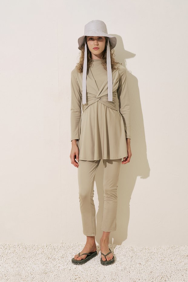 Knitted Mayo with Knot Detail Green