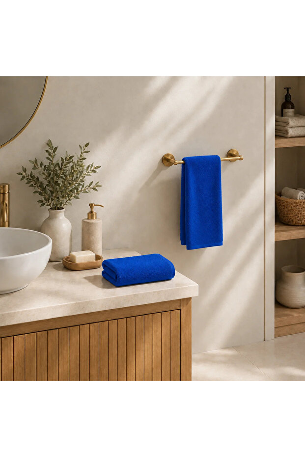 2 Bath Towels & 2 Hand Towels, 4-Piece Towel Set – 600 GSM, Plush, Durable & Highly Absorbent