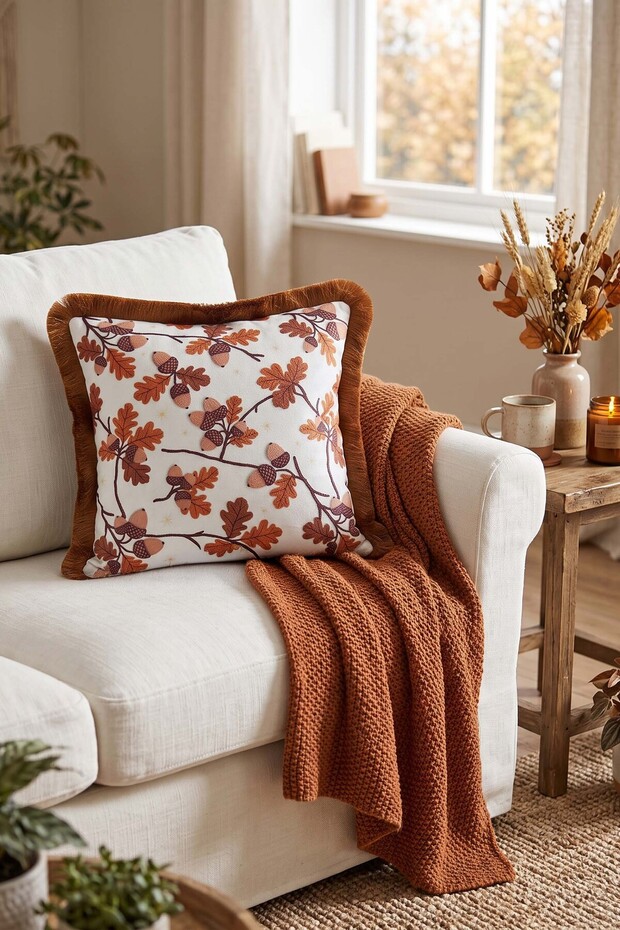 Autumn Acorns Pattern Fringed Throw Pillow Cover 3D Punch Embroidery Effect Digital Printed 43X43Cm