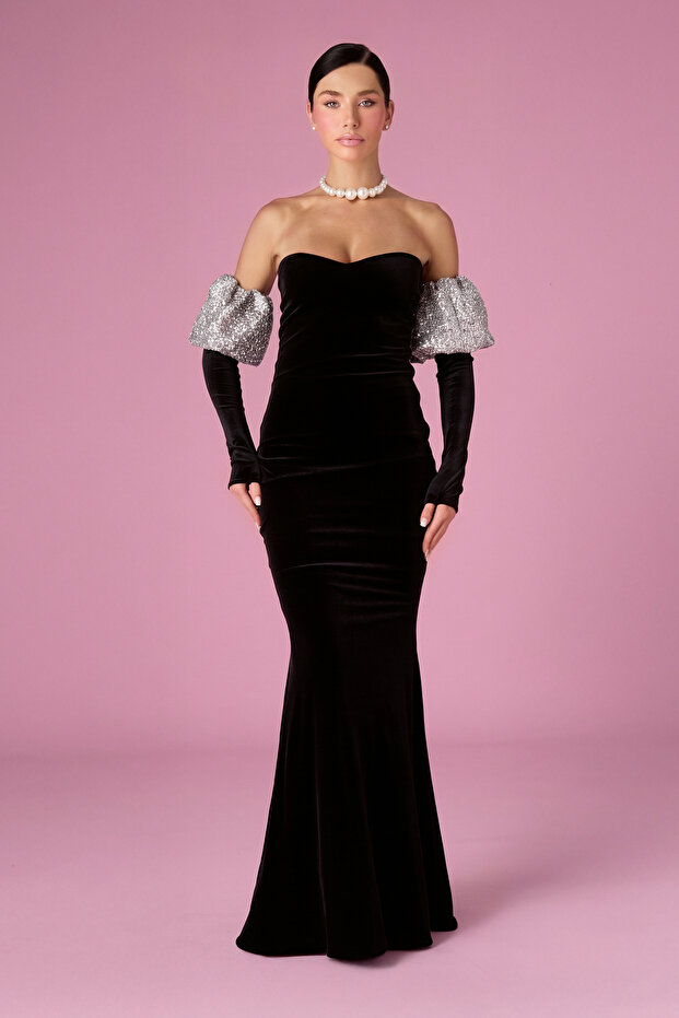 Anastelle Gown
