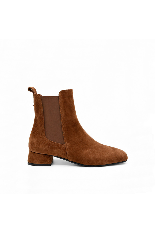 Tan Suede Leather Chelsea Boots – Comfortable and Stylish Design
