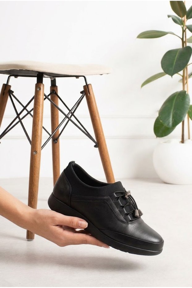 Women's Full Orthopedics with Rubber Laces