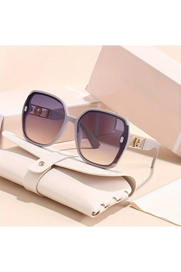Light purple Women's Classic Retro Rectangular Fashion Glasses - Stylish Pc Frame and Decorative Len
