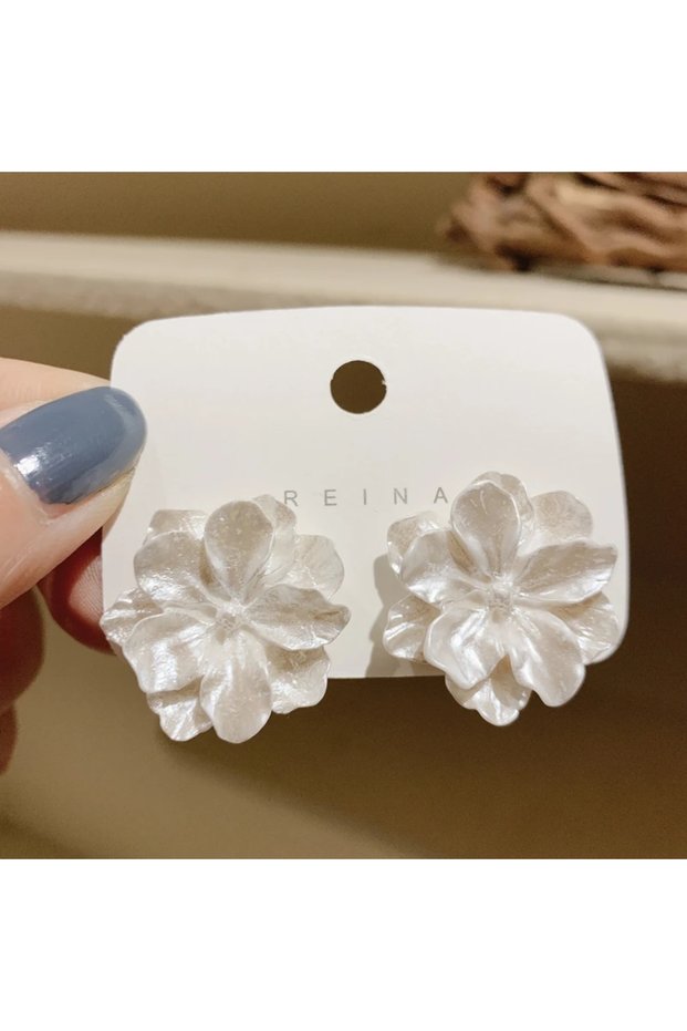 01 White Flower Stud Earrings for Women Folded Acrylic Side Charming Sweet Floral Girls Earrings Jap