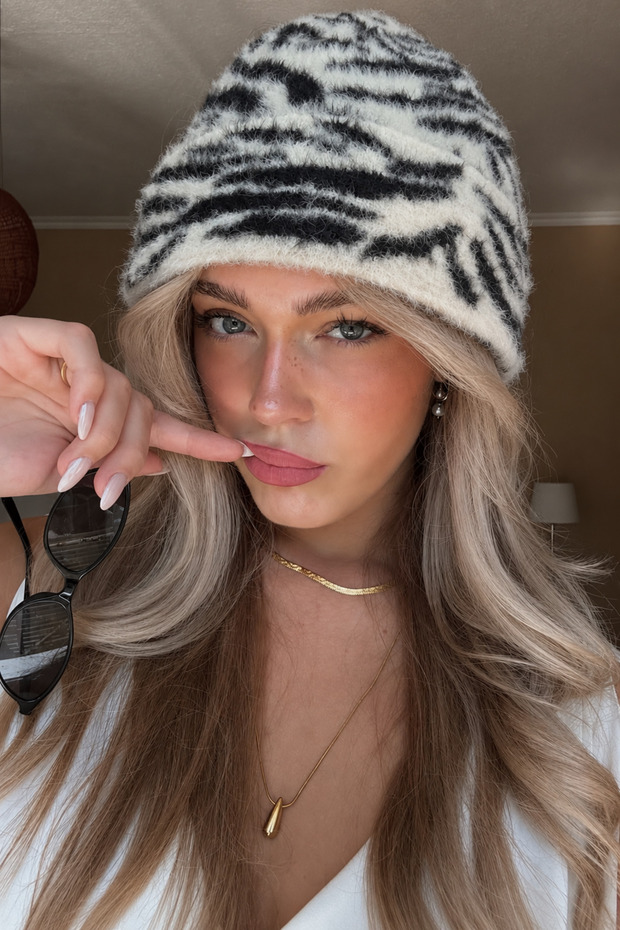 Women's Soft Furry Beret Zebra Pattern White