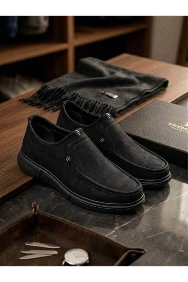 Genuine Leather Large Size 45-46-47- Lightweight Soft Seasonal Men's Shoes