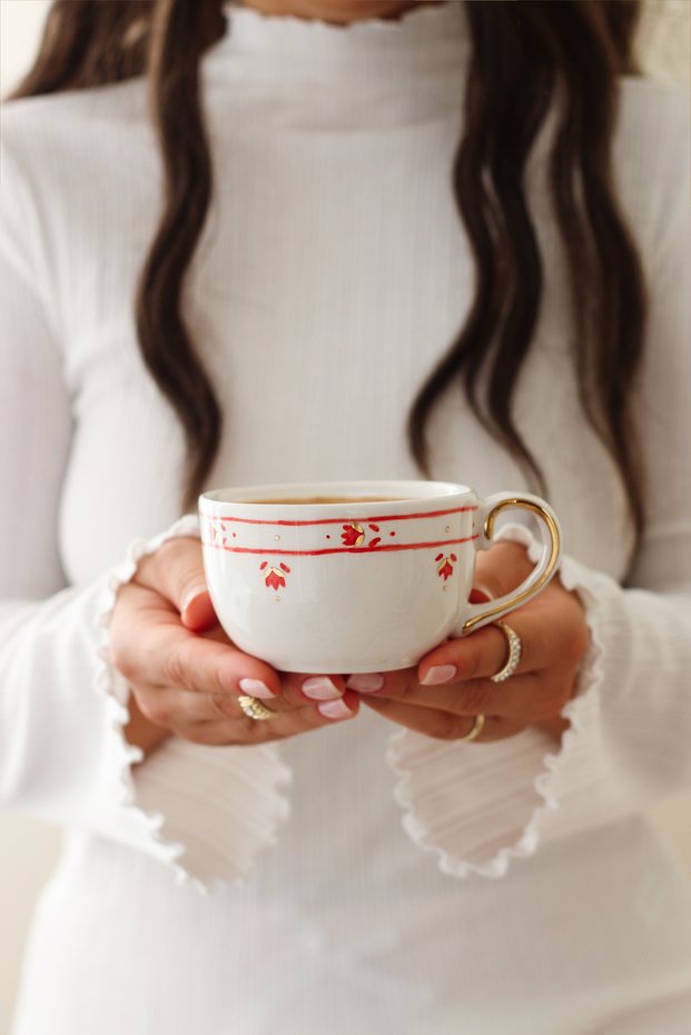 Bloom Red Flower 200 ml Handmade Ceramic Mug