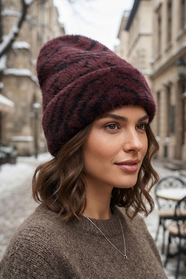 Women's Zebra Patterned Soft Plush Beanie Soft Textured Folded Winter Snow Beanie