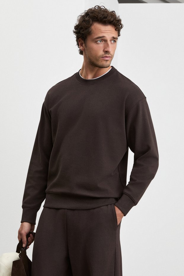 Atticus men's round neck bitter brown sweatshirt