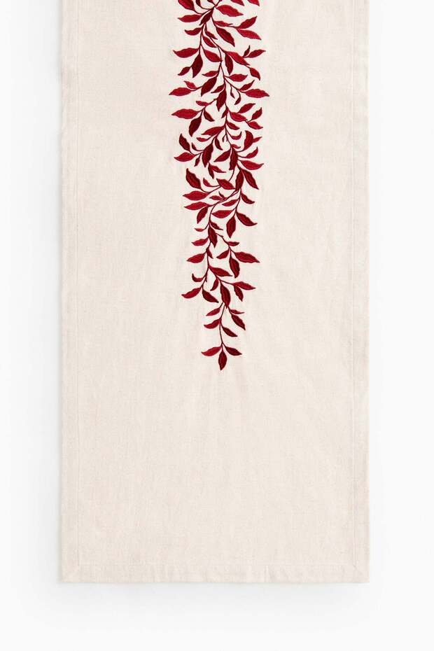 Embroidery-motif linen-blend table runner