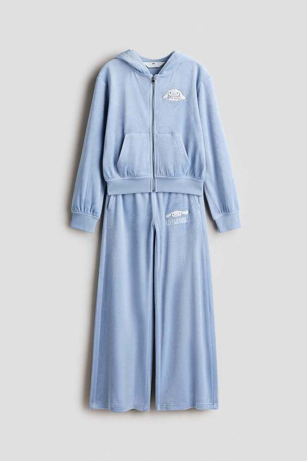 2-piece motif-detail velour set