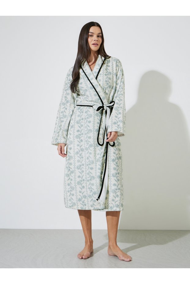 Cream Fleece Sketchy Floral Piped Edge Robe