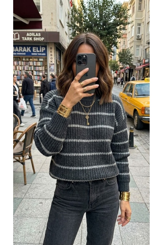 Women's Gray Selanik Knit Striped Oversized Sweater