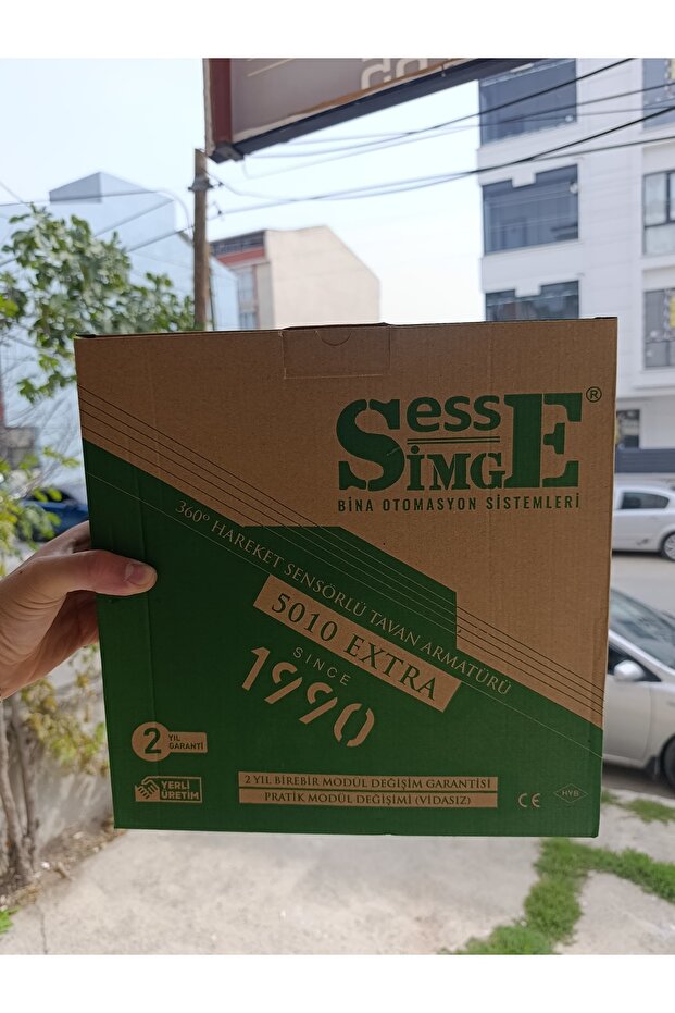 Sıva üstü sensörlü armatür