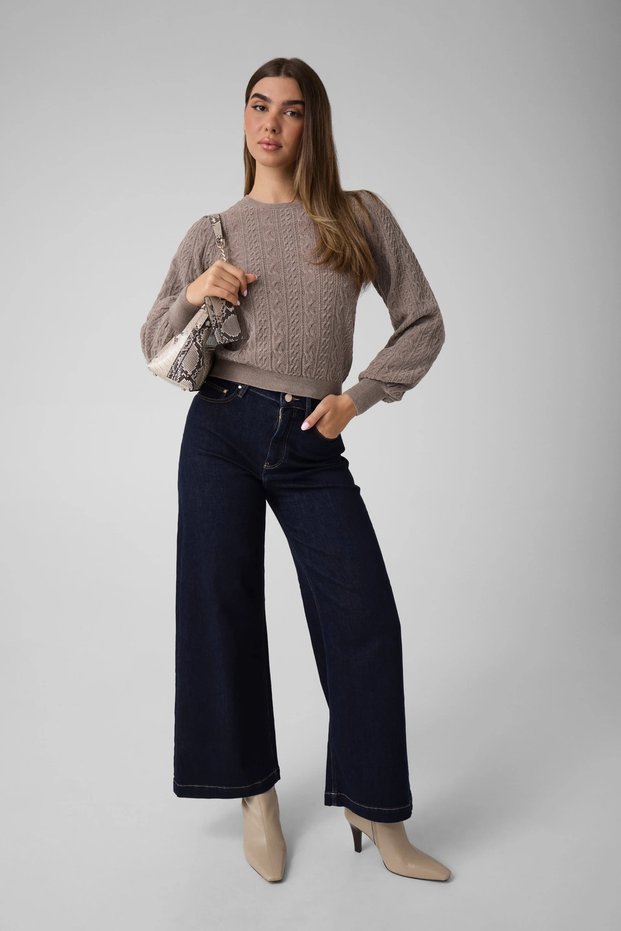 Bellagio Women's Cashmere Blend Regular Fit Jeans