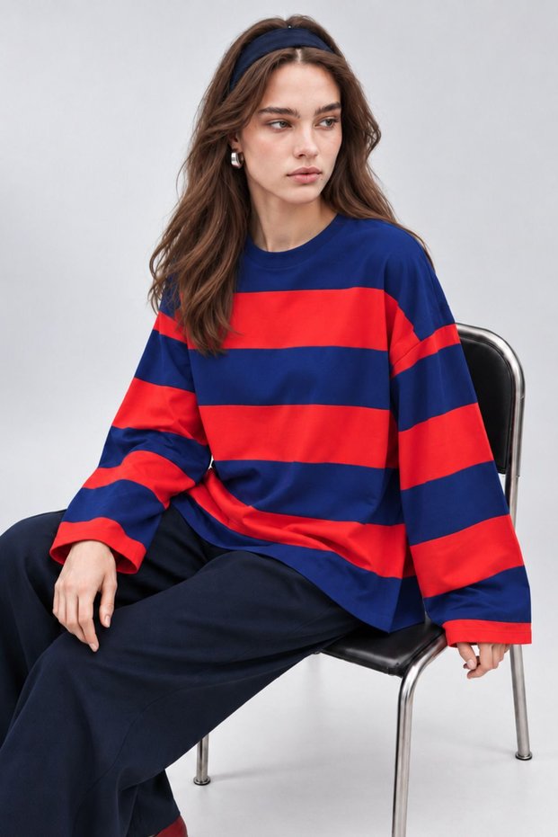 Bipantolon Women's Oversize Striped Crew Neck Sweatshirt