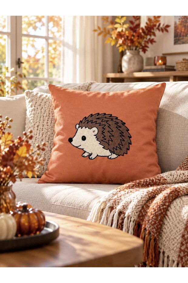 Punch Embroidered Throw Pillow Cover - 43*43 cm - Hedgehog - Pnk001