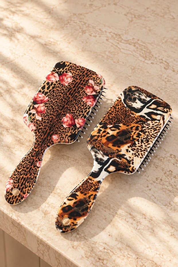 2-Piece Leopard and Rose Leopard Pattern Hair Comb Set Anti-Frizz Hair Detangling Brush 21.7 cm