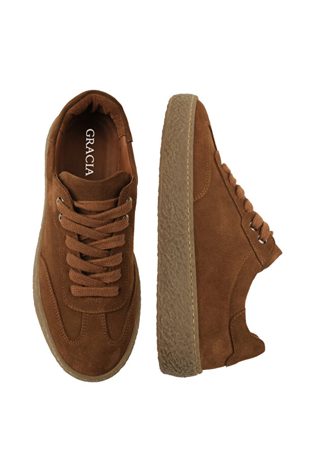 Sneakers - Brown - Short heels (1–4 cm)
