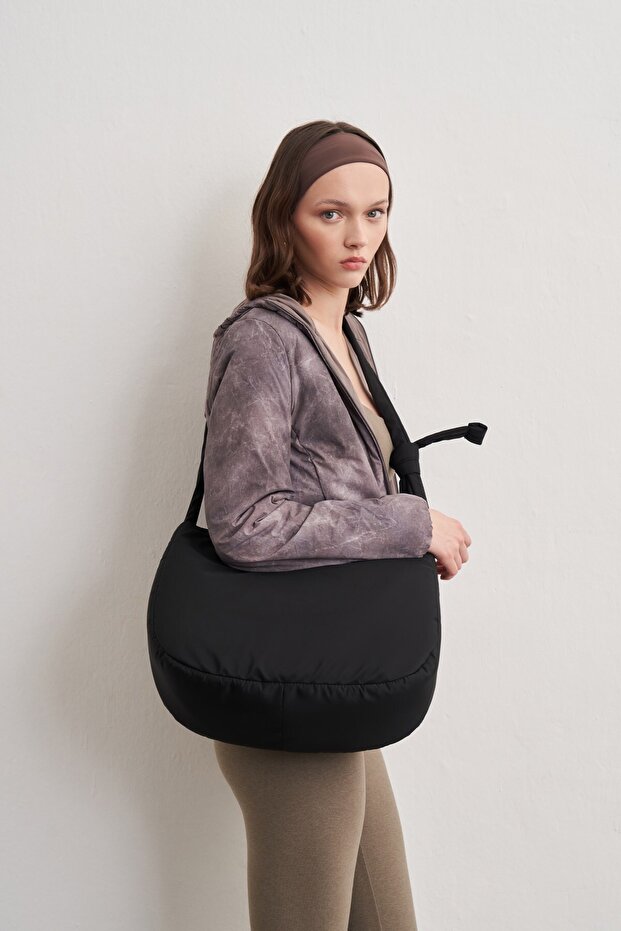 Momento Women's Shoulder Bag Black